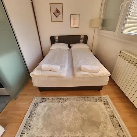 Sunnyside سراييفو